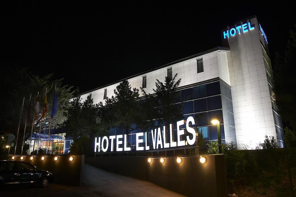 בריביסקה Hotel Restaurante El Valles 4 Estrellas מראה חיצוני תמונה